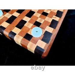 End Grain Cutting Board in Maple, Cherry, Mahogany and Walnut With Rubber Feet