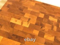 Handmade Maple Butcher block restored cutting board, end grain, 18x16x2,16lb, Exc