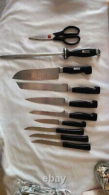 Zwilling J. A. Henckels 18-Slot Knife Storage Butcher Block 8Knives, Sharpener