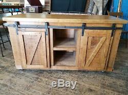 Îlot De Cuisine Impressionnant Avec Portes De Grange Coulissantes Butcher Block Top 150 Ans, Vieux Bois