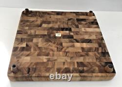 Planche à découper en bois d'acacia à gros grain Crate & Barrel de grande taille 14 x 14