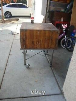 Rare Vintage Maple Butcher Block Table, Kitchen Island. Chariot De Roue Fait Sur Commande