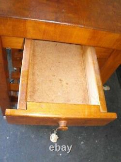 Rare Vintage/antique Butcher Block Carving Station / Taille Parfaite Pour Collectionneur