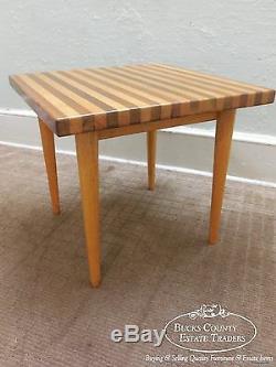 Table D'appoint Carrée En Bois De Boucher Mélangé De Style Moderne Au Milieu Du Siècle