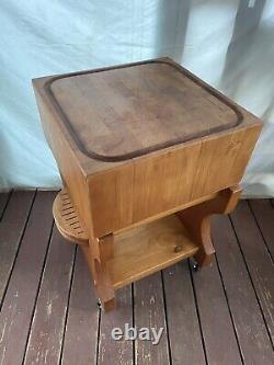 Table de boucher pivotante en bloc de boucher vintage en bois d'érable massif de 21 pouces carrés.