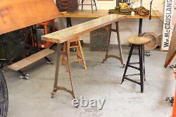 Vtg Antique Industrial 72 Console Table Bar Wood Butcher Block Cast Iron Legs<br/> 	
<br/>Ancienne table console industrielle Vtg 72 Bar Wood Butcher Block avec pieds en fonte